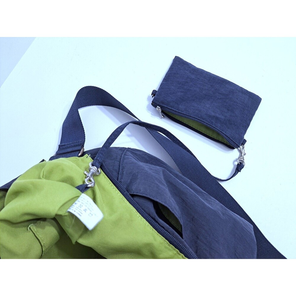 Baggallini Hobo Tote Bag Womens Medium Blue Nylon Crossbody Travel Hobo Purse - Picture 8 of 8